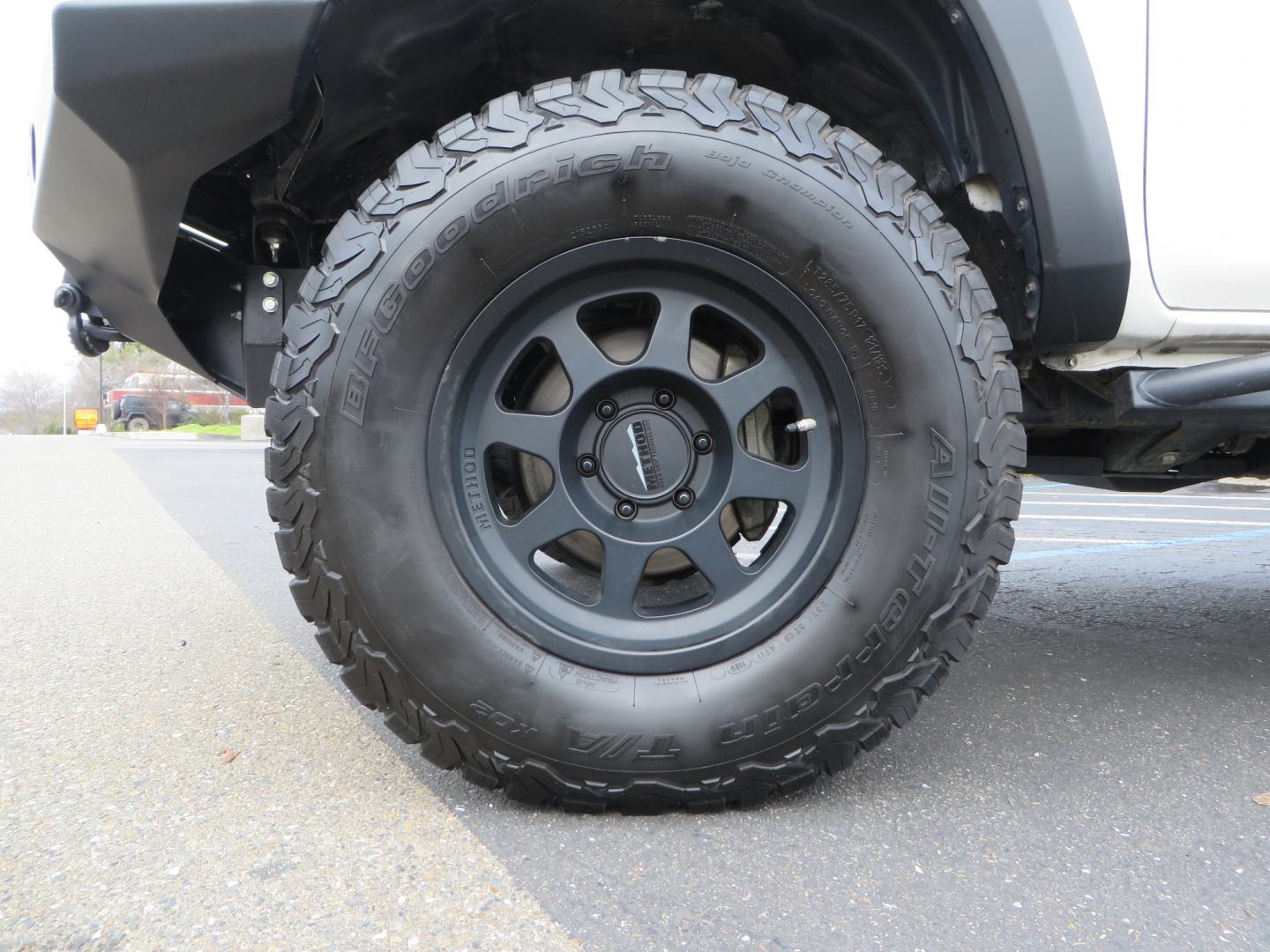 2016 White /GREY Toyota Tacoma TRD OFF-ROAD Double Cab Long Bed V6 6AT 4WD (3TMCZ5AN3GM) with an 3.5L engine, automatic transmission, located at 2630 Grass Valley Highway, Auburn, CA, 95603, (530) 508-5100, 38.937893, -121.095482 - Looking for the ultimate overlanding vehicle. Look no further than this purpose built Tacoma set up for all of your adventures. - Photo#8